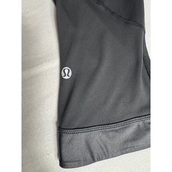 Lululemon Chase Me Crop II Secret Garden Black Leggings Size 6 - Picture 10 of 12